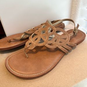 Tan flat summer sandals